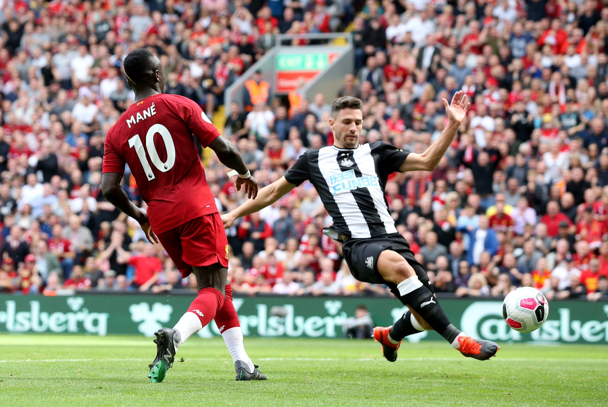 击化解危险 击化解危险