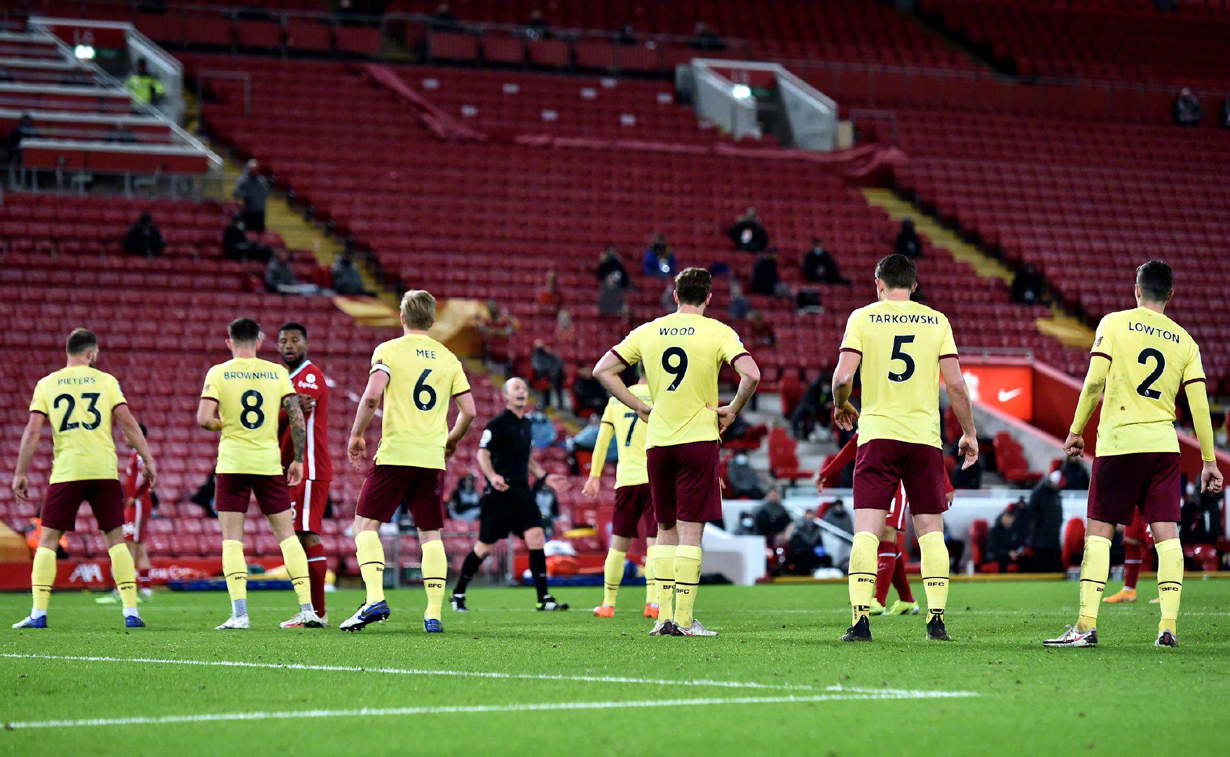 在足协杯与 在足协杯与